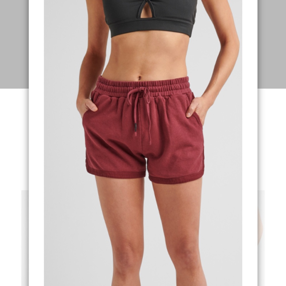 Hemp Momma Amelia short